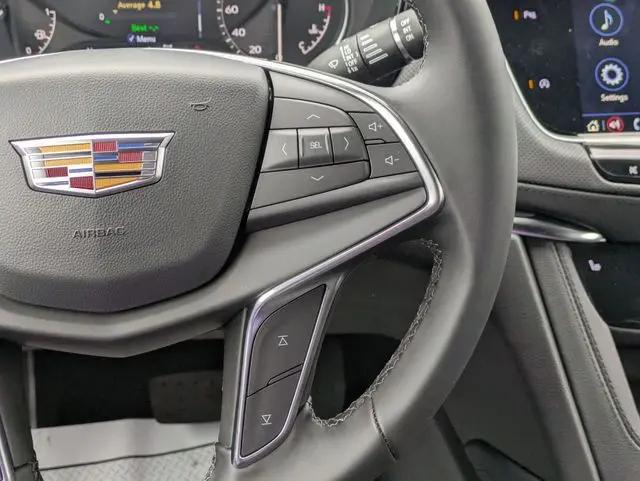 2025 Cadillac XT5 AWD Luxury