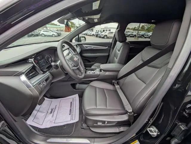 2025 Cadillac XT5 AWD Luxury