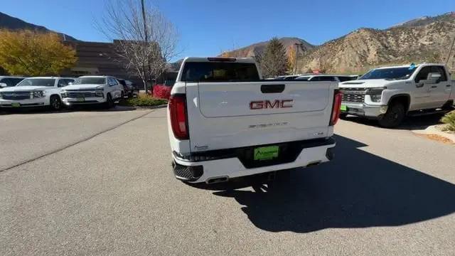 2024 GMC Sierra 1500 AT4