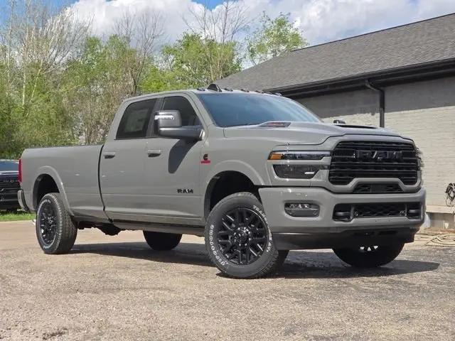 2026 Ram 2500 Limited Crew Cab 4x4 8' Box
