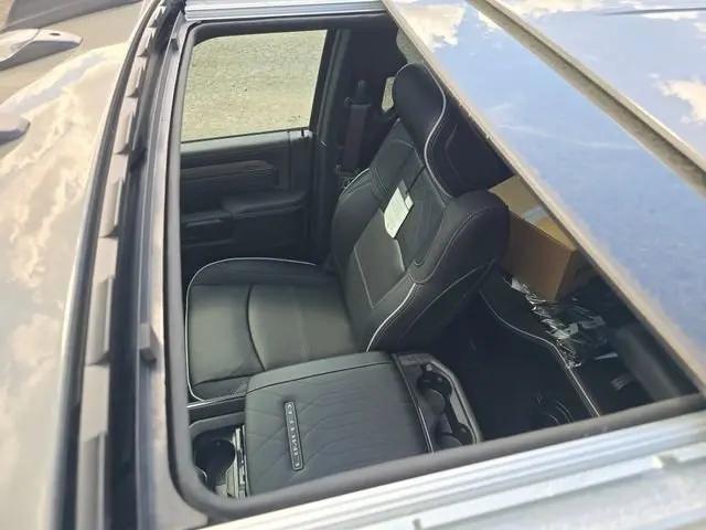 2026 Ram 2500 Limited Crew Cab 4x4 8' Box