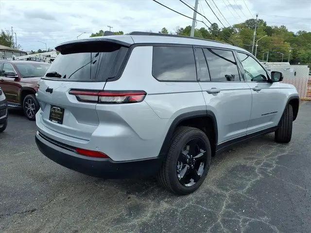 2025 Jeep Grand Cherokee L Altitude X 4x4