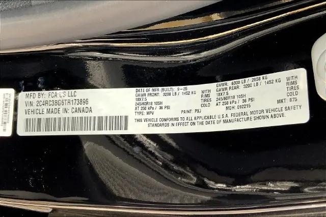 2026 Chrysler Pacifica Select AWD