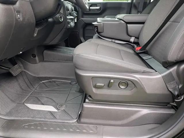 2026 Chevrolet Silverado 2500HD Crew Cab, Standard Bed, WT, 4WD