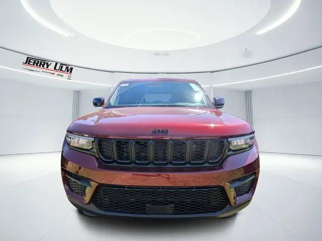 2025 Jeep Grand Cherokee Altitude X 4x2