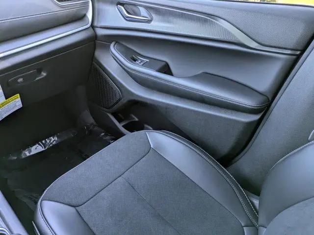2025 Jeep Grand Cherokee Altitude X 4x2
