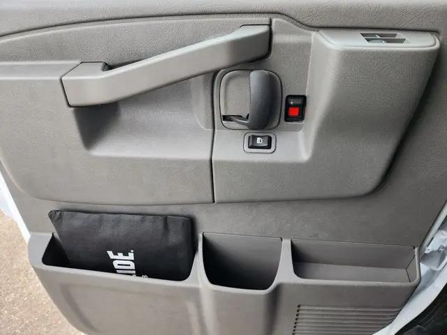 2025 Chevrolet Express Cutaway Work Van
