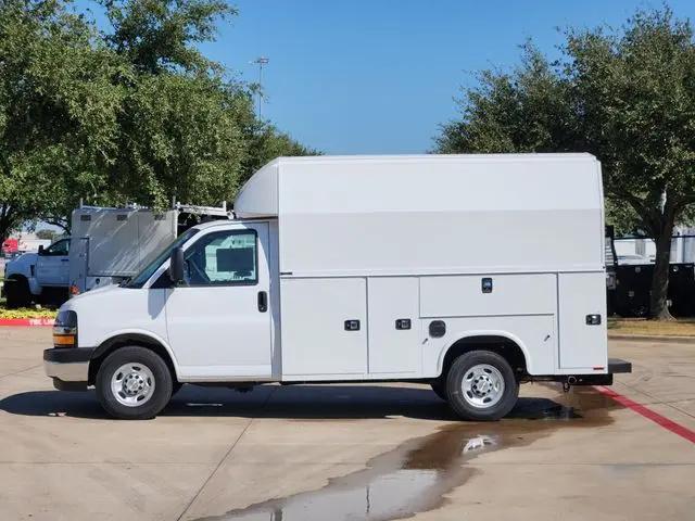 2025 Chevrolet Express Cutaway Work Van