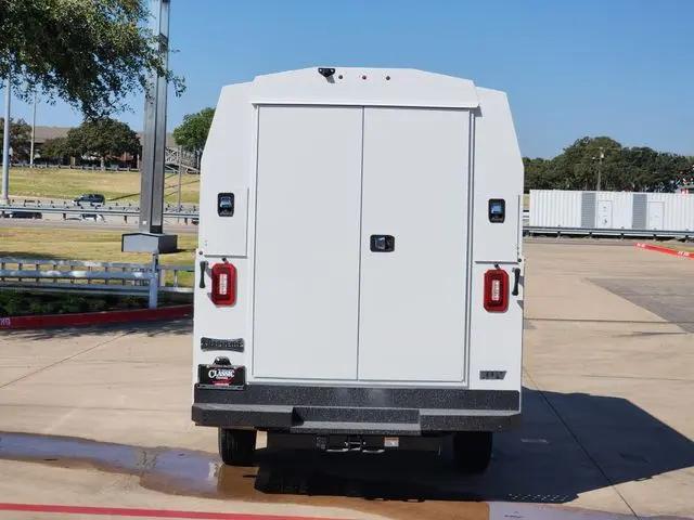 2025 Chevrolet Express Cutaway Work Van