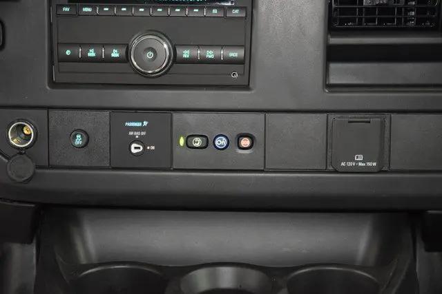 2025 Chevrolet Express Cutaway Work Van