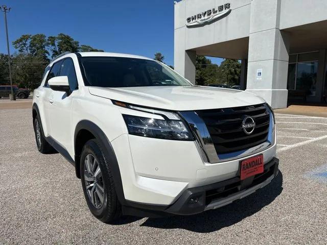 2023 Nissan Pathfinder SL 4WD 2023 Nissan Pathfinder SL 4WD