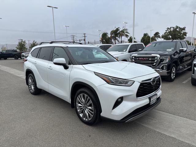 2022 Toyota Highlander Platinum 2022 Toyota Highlander Platinum