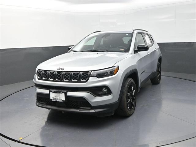 2025 Jeep Compass Latitude 4x4 2025 Jeep Compass Latitude 4x4