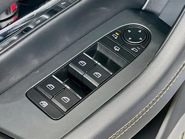 2026 Mazda X-90 3.3 Turbo Premium Plus