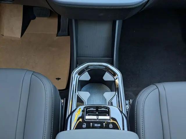 2026 Volvo EX30 Plus Twin Motor Performance, Fully electric