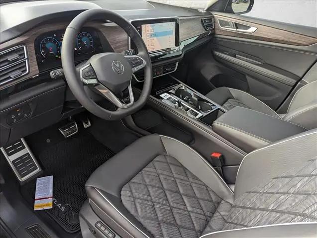 2026 Volkswagen Atlas SEL Premium R-Line