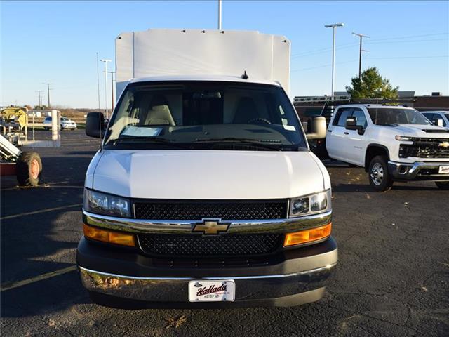2025 Chevrolet Express Cutaway Work Van