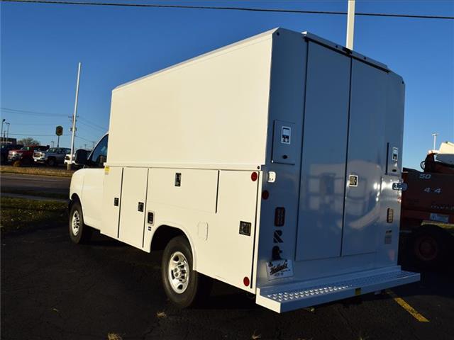 2025 Chevrolet Express Cutaway Work Van