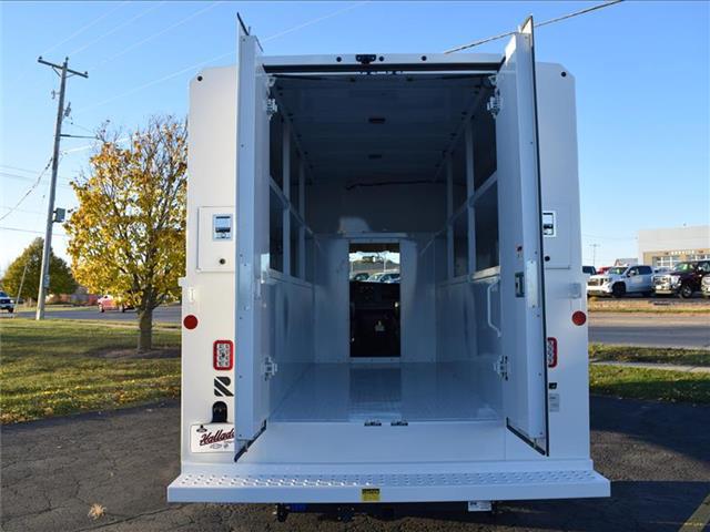 2025 Chevrolet Express Cutaway Work Van