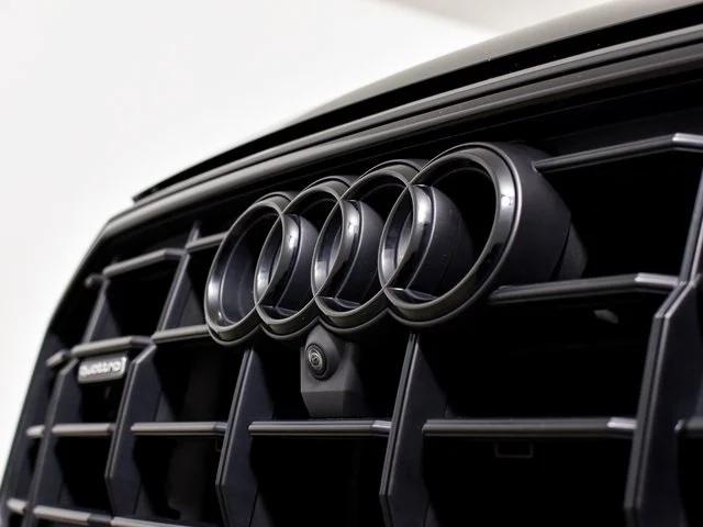 2022 Audi Q8 Premium 55 TFSI quattro Tiptronic