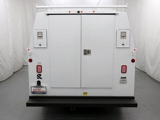 2025 Ford E-350 Cutaway Base