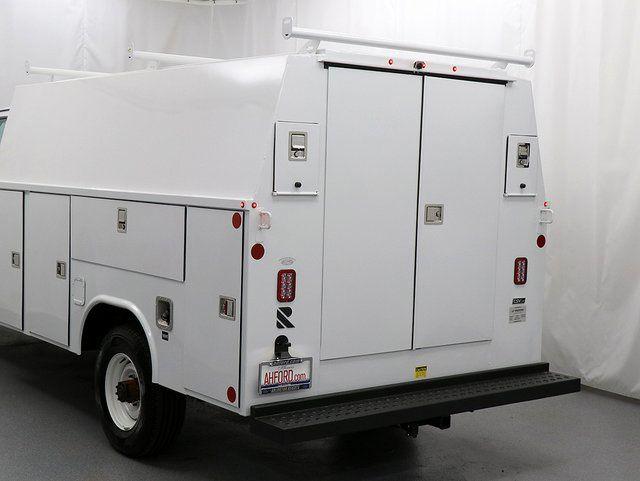 2025 Ford E-350 Cutaway Base
