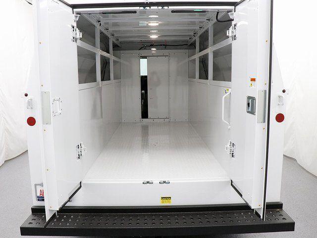 2025 Ford E-350 Cutaway Base
