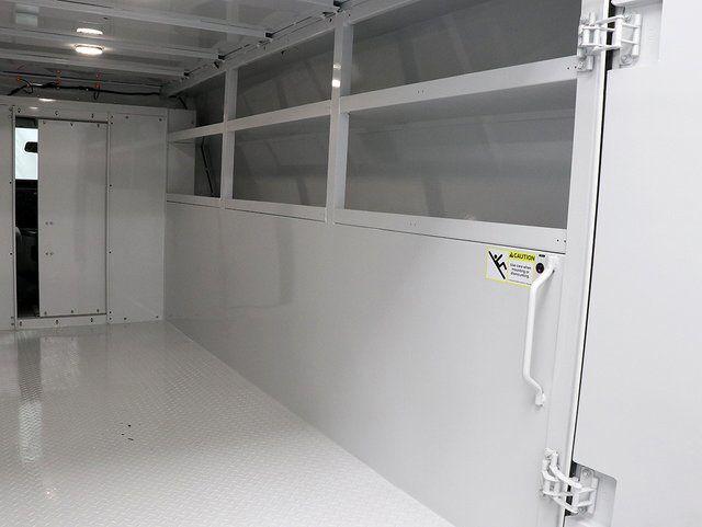 2025 Ford E-350 Cutaway Base