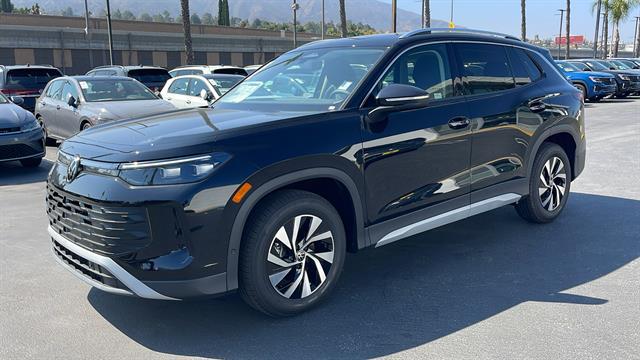 2025 Volkswagen Tiguan 2.0T S