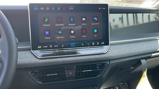 2025 Volkswagen Tiguan 2.0T S
