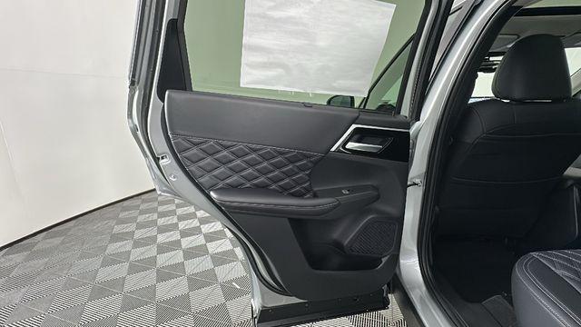 2025 Mitsubishi Outlander PHEV SEL S-AWC