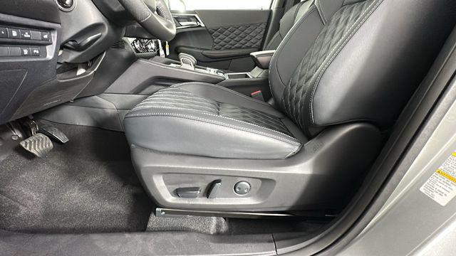 2025 Mitsubishi Outlander PHEV SEL S-AWC