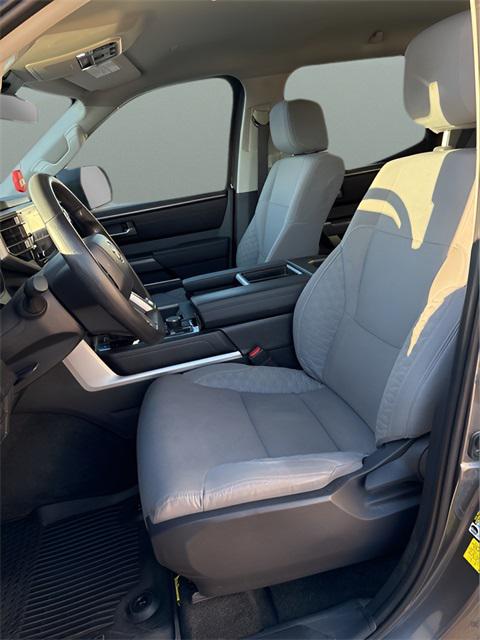 2024 Toyota Tundra SR5 4WD