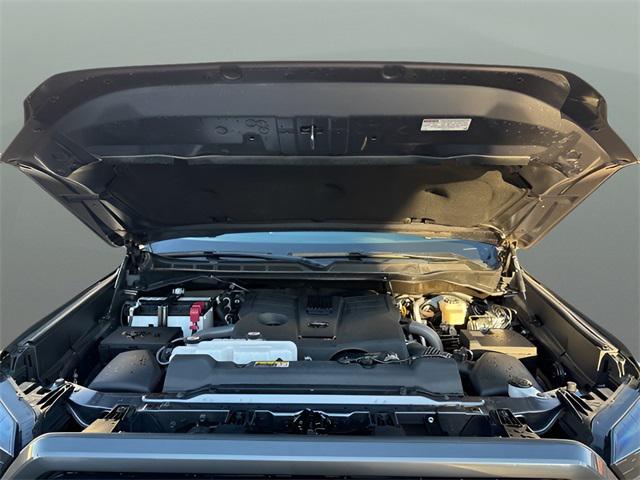 2024 Toyota Tundra SR5 4WD
