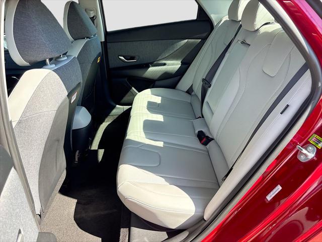 2025 Hyundai Elantra Limited