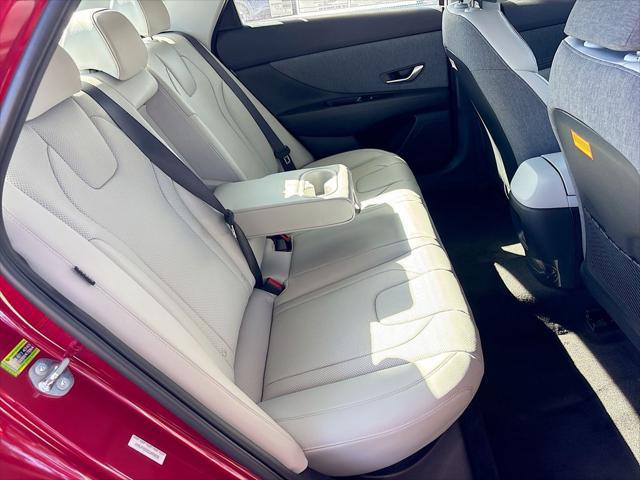 2025 Hyundai Elantra Limited
