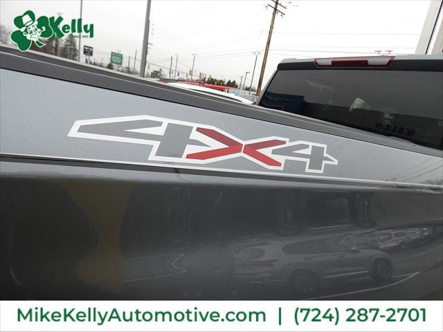 2022 Chevrolet Silverado 1500 4WD Crew Cab Short Bed Custom