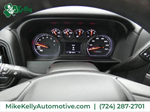 2022 Chevrolet Silverado 1500 4WD Crew Cab Short Bed Custom