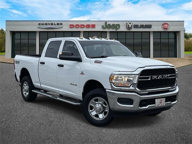 2022 RAM 2500 Tradesman Crew Cab 4x4 64 Box 2022 RAM 2500 Tradesman Crew Cab 4x4 64 Box