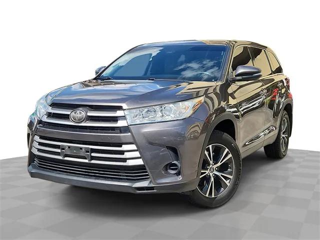 2019 Toyota Highlander LE 2019 Toyota Highlander LE