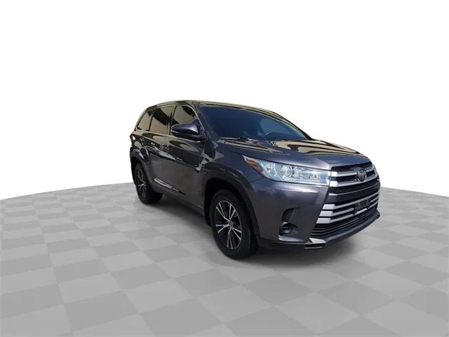 2019 Toyota Highlander LE 2019 Toyota Highlander LE
