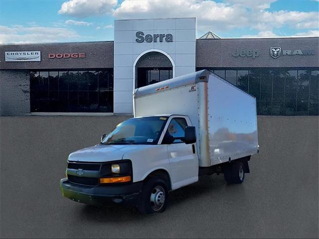 2014 Chevrolet Express Cutaway 3500 2014 Chevrolet Express Cutaway 3500