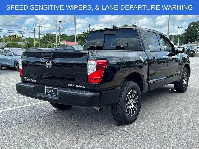 2024 Nissan TITAN Crew Cab SV 4x4 2024 Nissan TITAN Crew Cab SV 4x4