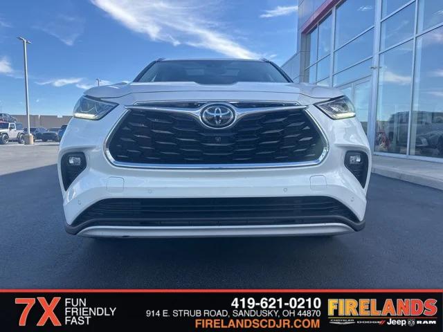 2021 Toyota Highlander Platinum 2021 Toyota Highlander Platinum