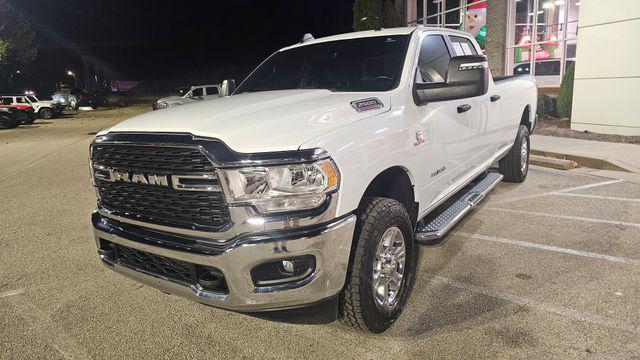 2024 RAM 2500 Big Horn Crew Cab 4x4 8 Box