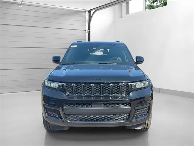 2025 Jeep Grand Cherokee L Altitude X 4x4