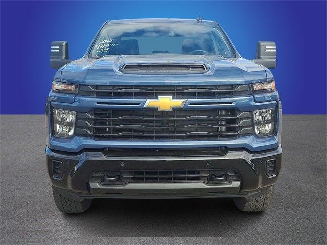 2025 Chevrolet Silverado 2500HD 4WD Crew Cab Standard Bed Custom