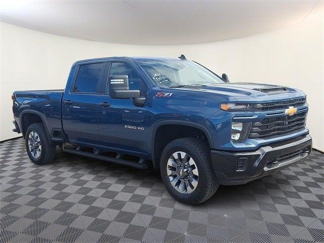 2025 Chevrolet Silverado 2500HD 4WD Crew Cab Standard Bed Custom 2025 Chevrolet Silverado 2500HD 4WD Crew Cab Standard Bed Custom