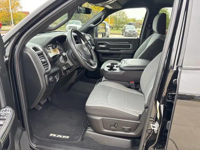 2024 RAM 2500 Big Horn Crew Cab 4x4 64 Box 2024 RAM 2500 Big Horn Crew Cab 4x4 64 Box