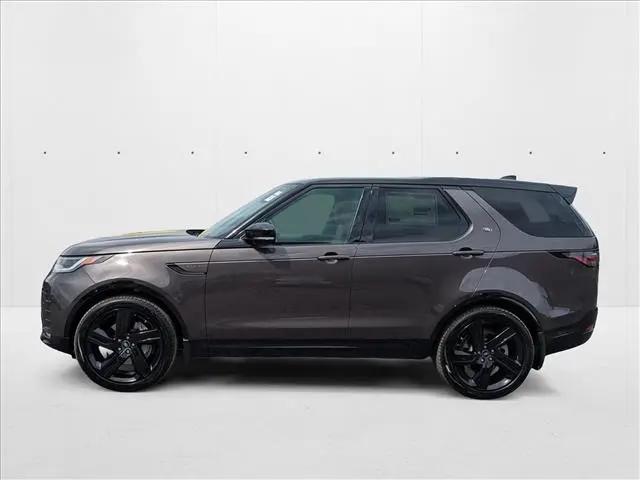 2025 Land Rover Discovery P300 Dynamic SE